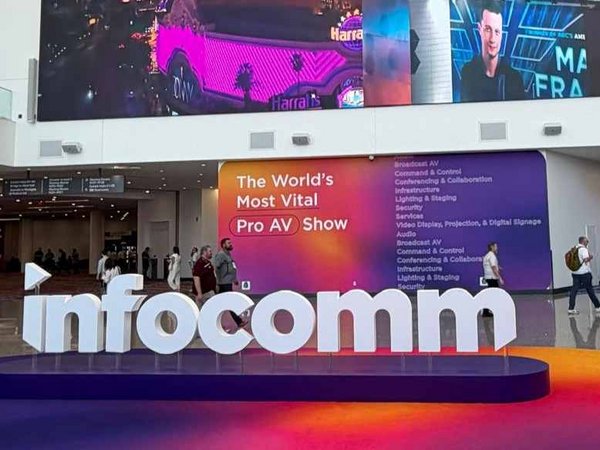 Bild zeigt Eingangsbereich zur InfoComm2026